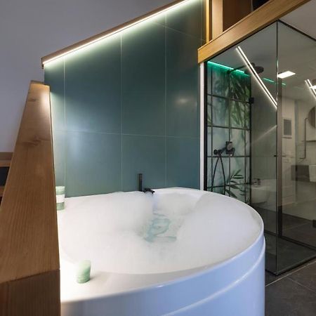 Bed and Breakfast Bali Aqua&Charme Гаэта Экстерьер фото