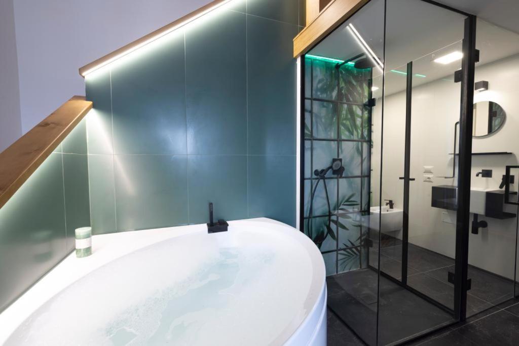 Bed and Breakfast Bali Aqua&Charme Гаэта Экстерьер фото